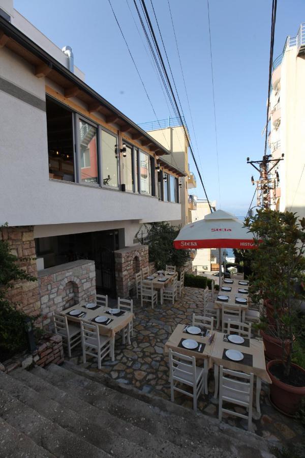 Hotel Prishtina Sarandë Exterior foto